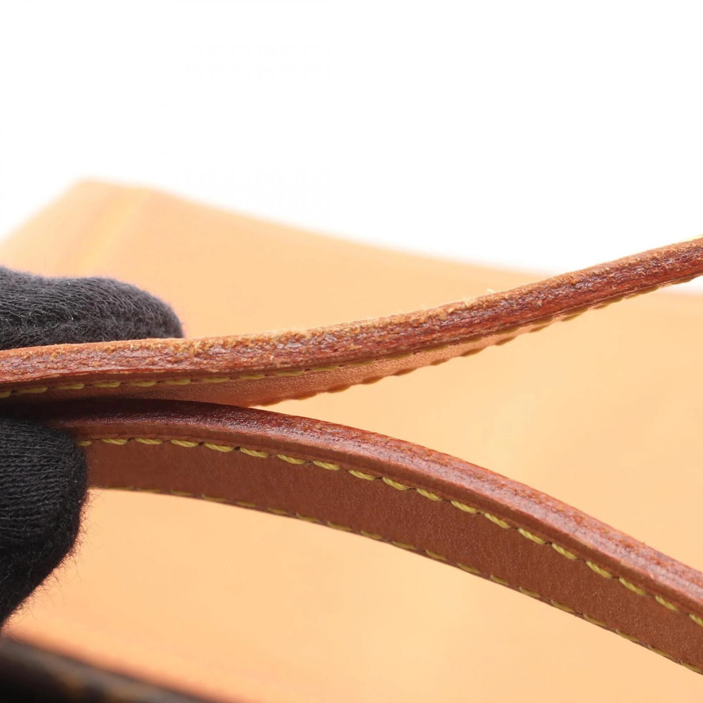 LOUIS VUITTON Brown Monogram Leather Tote Bag - Picture 10 of 11